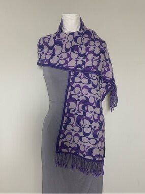 Coach Purple Signature C Logo Reversible Scarf Merino Wool Cashmere Blend